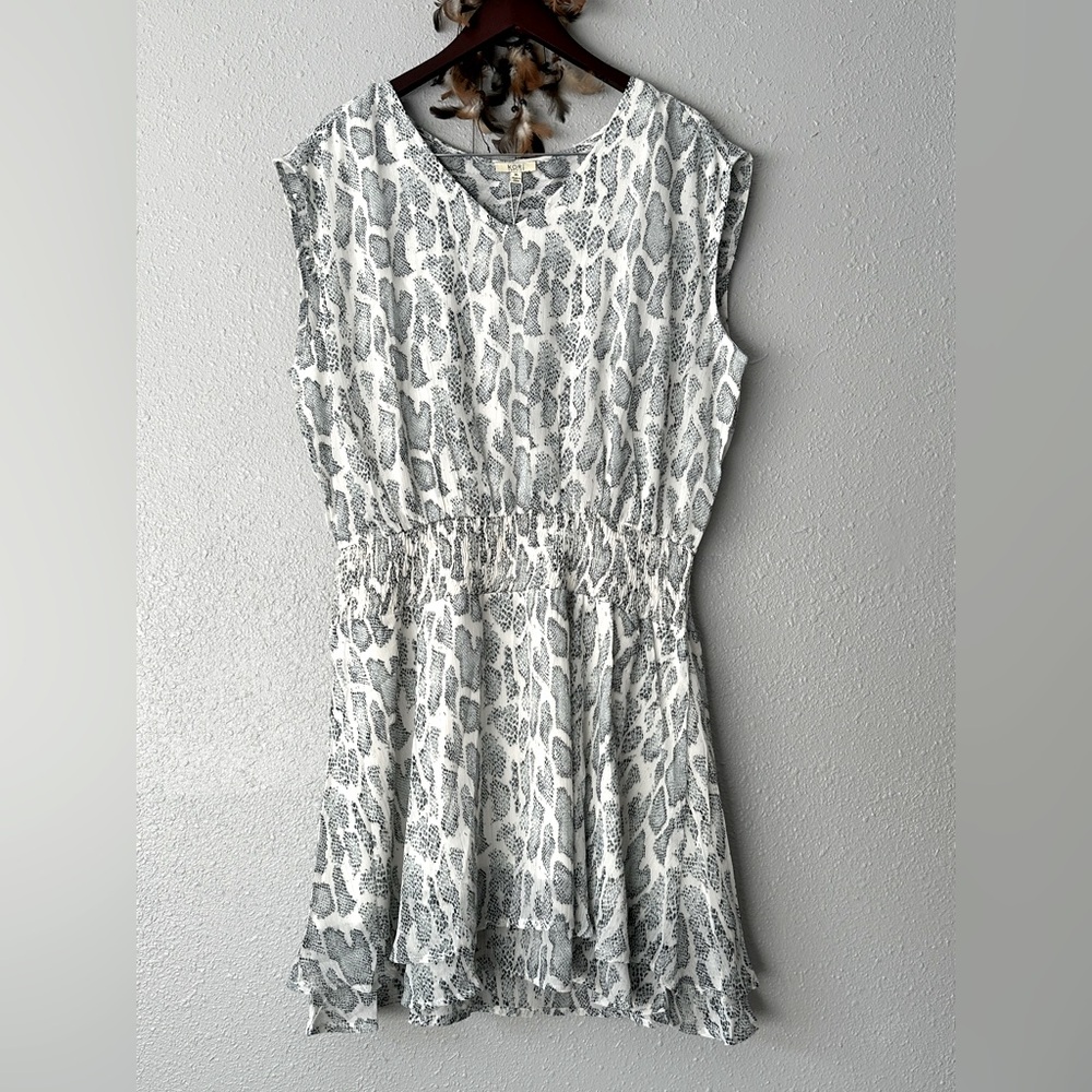 Kori America Snake Print Smocked Waist V-Neck Mini Dress Size XL NWT Casual Mini
